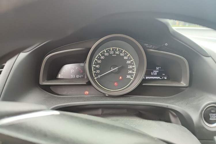 Used Mazda CX-4 2018 2.0L Automatic Two-Wheel Drive Blue Sky Luxury Edition Instrument Cluster
