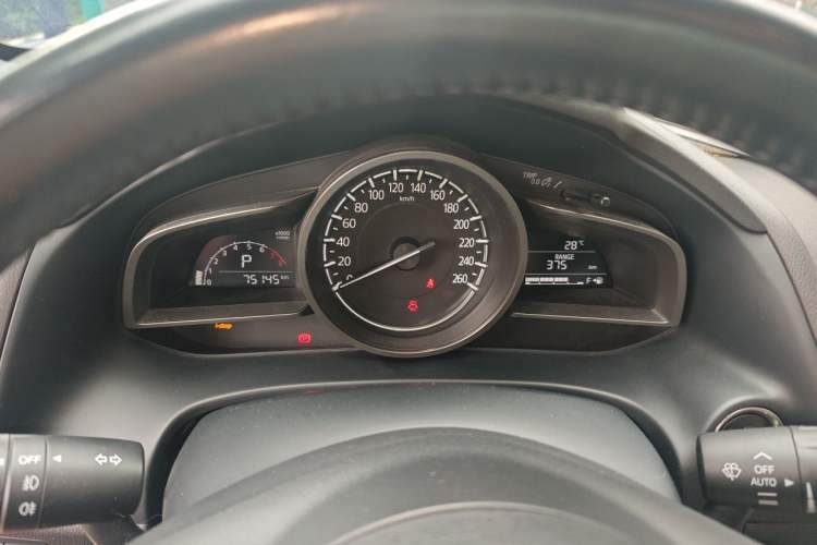 Used Mazda CX-4 2018 2.0L Automatic Two-Wheel Drive Blue Sky Luxury Edition Instrument Cluster