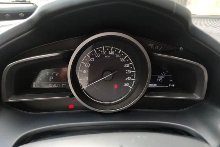 Used Mazda CX-4 2018 2.0L Automatic Two-Wheel Drive Blue Sky Dynamic Version China VI Standard Instrument Cluster