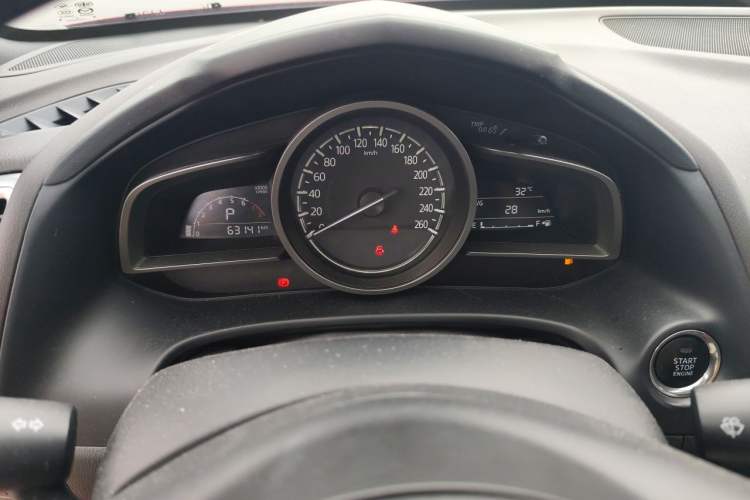 Used Mazda CX-4 2018 2.0L Automatic Two-Wheel Drive Blue Sky Premium Upgrade Version China V Standard Instrument Cluster