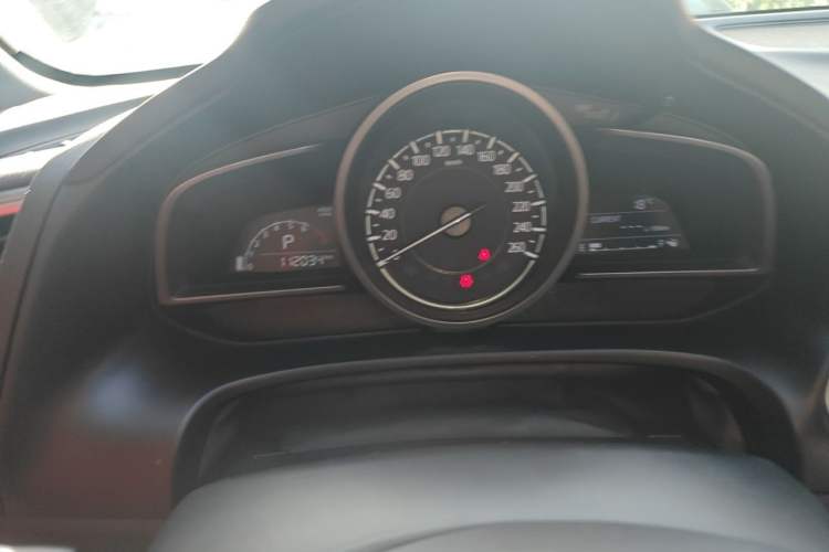 Used Mazda CX-4 2018 2.0L Automatic Two-Wheel Drive Blue Sky Exploration Version China V Standard Instrument Cluster
