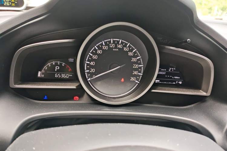 Used Mazda CX-4 2018 2.0L Automatic Two-Wheel Drive Blue Sky Luxury Edition Instrument Cluster