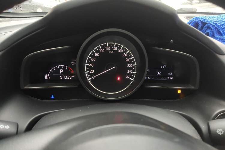 Used Mazda CX-4 2018 2.0L Automatic Two-Wheel Drive Blue Sky Dynamic Version China V Standard Instrument Cluster