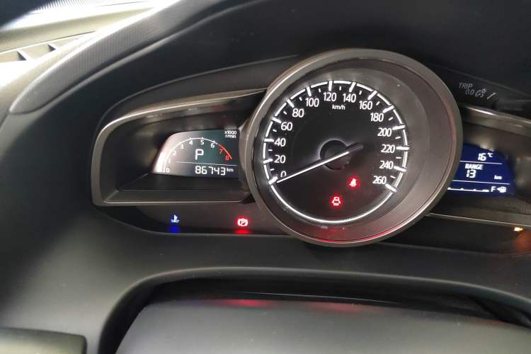 Used Mazda CX-4 2018 2.0L Automatic Two-Wheel Drive Blue Sky Dynamic Version China V Standard Instrument Cluster