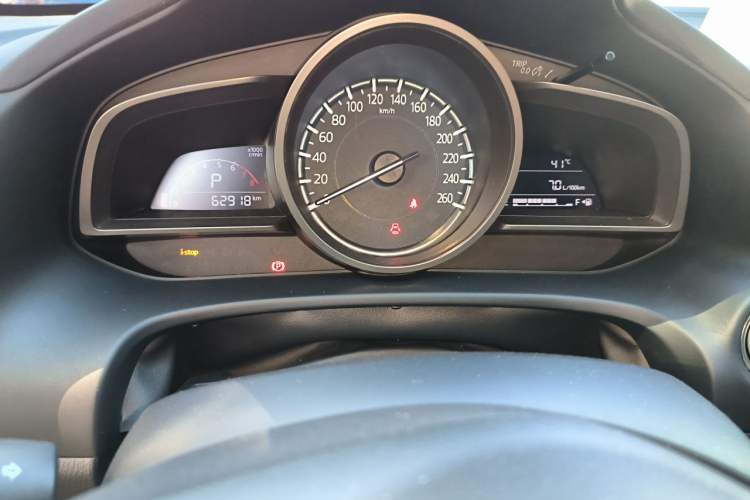 Used Mazda CX-4 2018 2.0L Automatic Two-Wheel Drive Blue Sky Exploration Version China V Standard Instrument Cluster