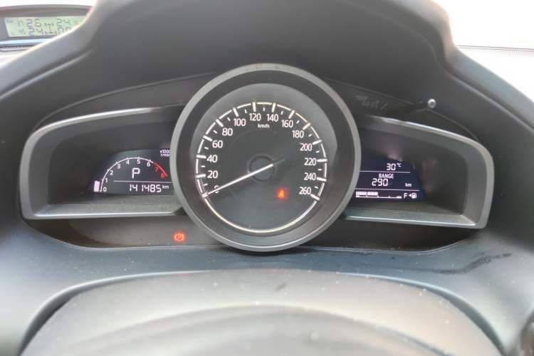 Used Mazda CX-4 2018 2.0L Automatic Two-Wheel Drive Blue Sky Dynamic Version China V Standard Instrument Cluster