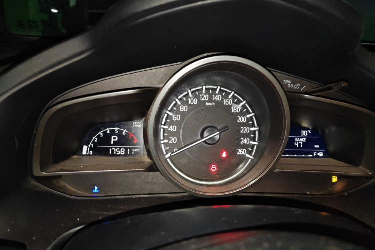Used Mazda CX-4 2018 2.0L Automatic 2WD Blue Sky Exploration Edition China VI Standard Instrument Cluster
