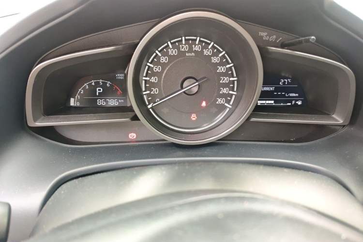 Used Mazda CX-4 2018 2.0L Automatic Two-Wheel Drive Blue Sky Dynamic Version China VI Standard Instrument Cluster