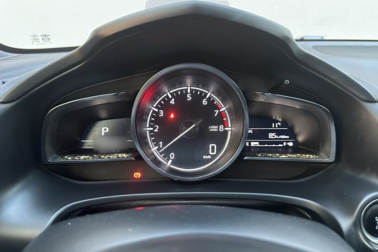 Used Mazda CX-4 2018 2.0L Automatic Two-Wheel Drive Blue Sky Leading Edition China V Standard Instrument Cluster