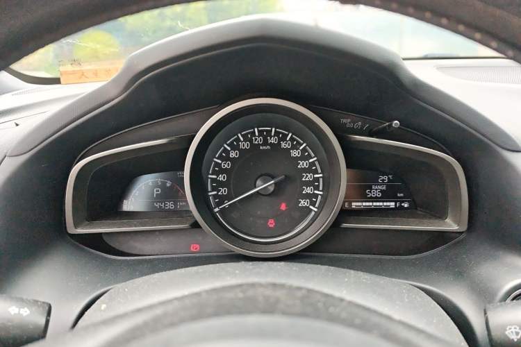 Used Mazda CX-4 2018 2.0L Automatic Two-Wheel Drive Blue Sky Exploration Version China V Standard Instrument Cluster