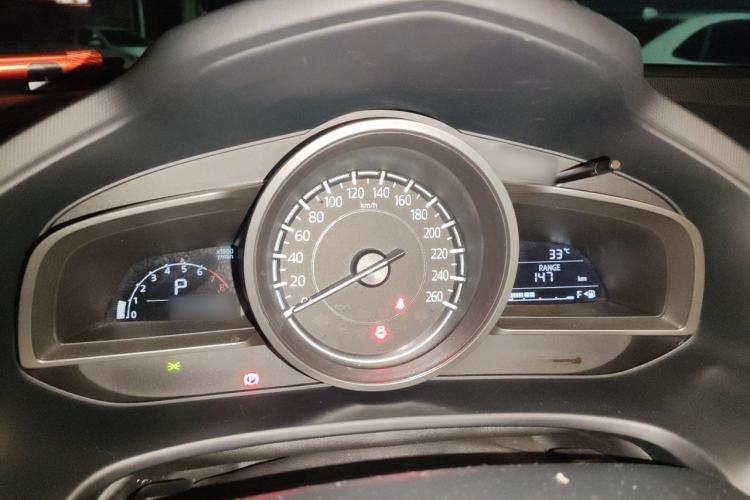 Used Mazda CX-4 2018 2.0L Automatic 2WD Blue Sky Exploration Edition China VI Standard Instrument Cluster