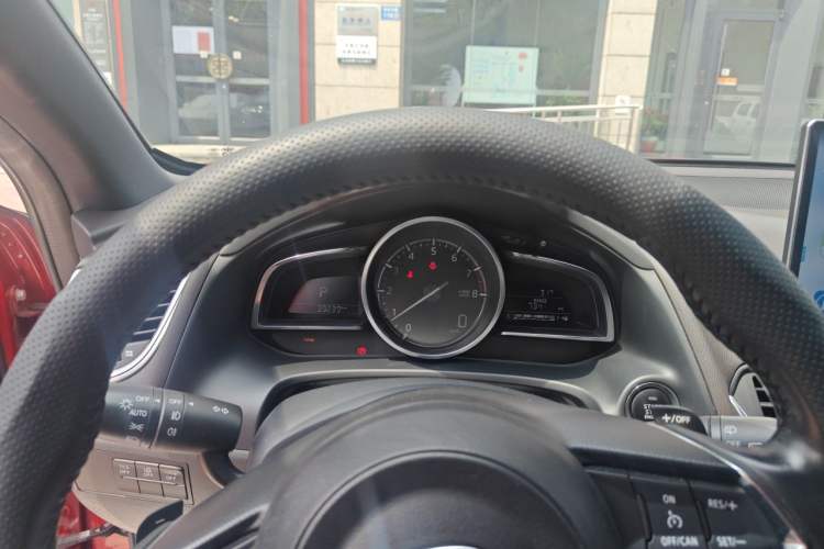 Used Mazda CX-4 2018 2.0L Automatic Two-Wheel Drive Blue Sky Leading Edition China V Standard Instrument Cluster