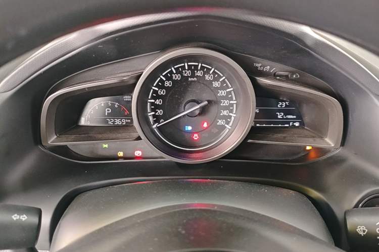 Used Mazda CX-4 2018 2.0L Automatic Two-Wheel Drive Blue Sky Dynamic Version China VI Standard Instrument Cluster