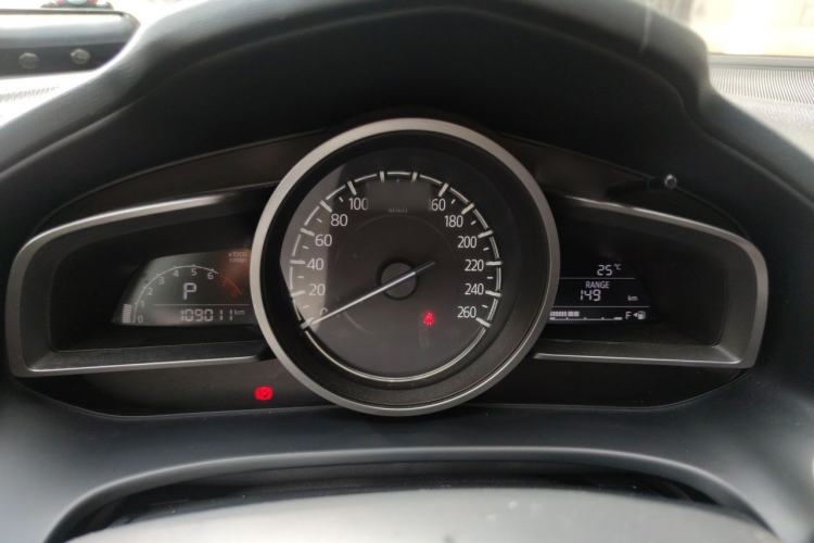 Used Mazda CX-4 2018 2.0L Automatic Two-Wheel Drive Blue Sky Dynamic Version China VI Standard Instrument Cluster