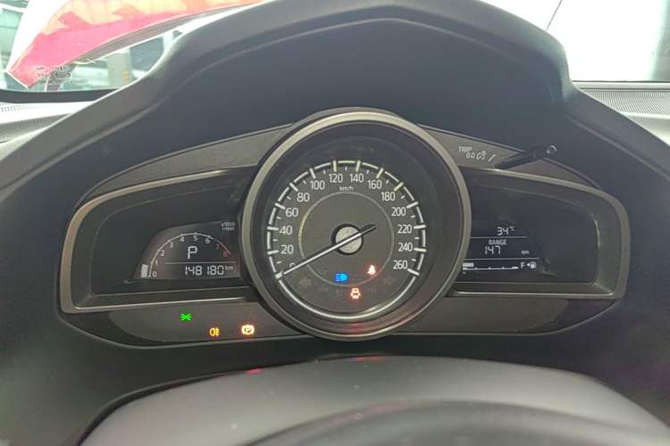 Used Mazda CX-4 2018 2.0L Automatic Two-Wheel Drive Blue Sky Dynamic Version China V Standard Instrument Cluster