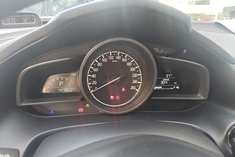Used Mazda CX-4 2018 2.0L Automatic Two-Wheel Drive Blue Sky Dynamic Version China V Standard Instrument Cluster