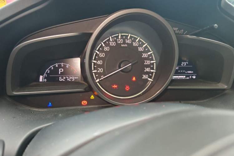 Used Mazda CX-4 2018 2.0L Automatic Two-Wheel Drive Smart Tech Edition China VI Instrument Cluster