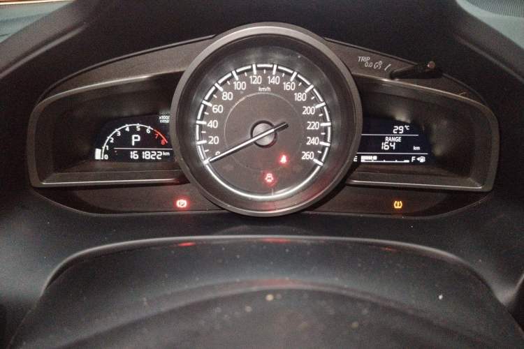 Used Mazda CX-4 2018 2.0L Automatic Two-Wheel Drive Blue Sky Dynamic Version China V Standard Instrument Cluster