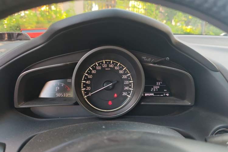 Used Mazda CX-4 2018 2.0L Automatic Two-Wheel Drive Blue Sky Premium Upgrade Version China VI Standard Instrument Cluster