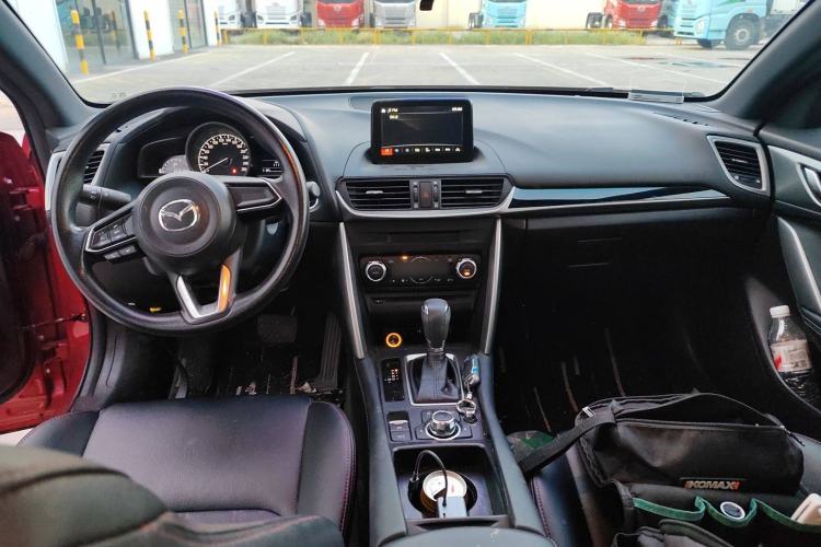 Used Mazda CX-4 2018 2.0L Automatic Two-Wheel Drive Blue Sky Exploration Version China V Standard Interior 2
