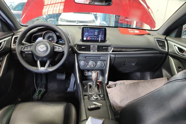 Used Mazda CX-4 2018 2.0L Automatic Two-Wheel Drive Blue Sky Dynamic Version China V Standard Interior 2