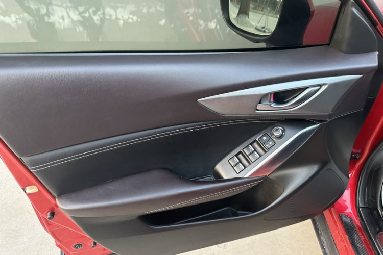 Used Mazda CX-4 2018 2.0L Automatic Two-Wheel Drive Blue Sky Leading Edition China V Standard Interior 2