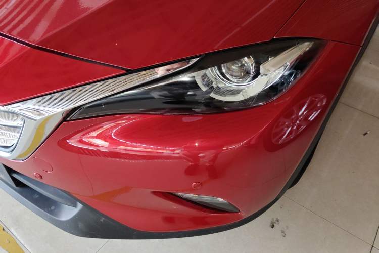 Used Mazda CX-4 2018 2.0L Automatic Two-Wheel Drive Blue Sky Dynamic Version China VI Standard Left Front Headlight