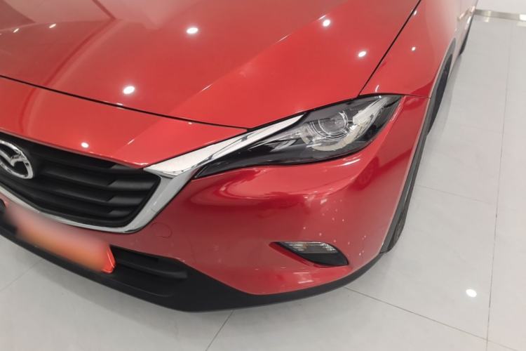Used Mazda CX-4 2018 2.0L Automatic Two-Wheel Drive Blue Sky Dynamic Version China VI Standard Left Front Headlight