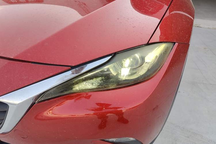 Used Mazda CX-4 2018 2.0L Automatic 2WD Blue Sky Exploration Edition China VI Standard Left Front Headlight