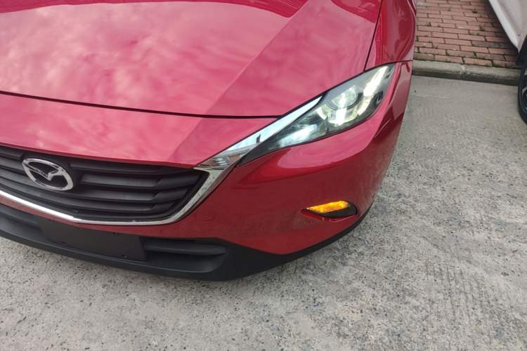 Used Mazda CX-4 2018 2.0L Automatic Two-Wheel Drive Blue Sky Dynamic Version China V Standard Left Front Headlight