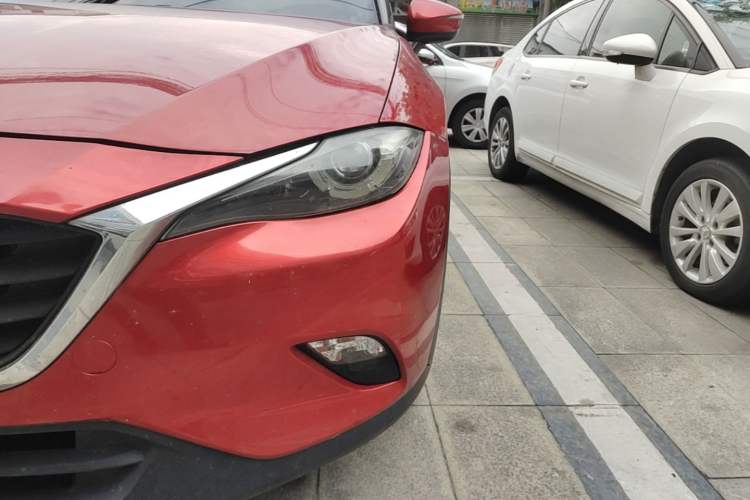 Used Mazda CX-4 2018 2.0L Automatic Two-Wheel Drive Blue Sky Exploration Version China V Standard Left Front Headlight