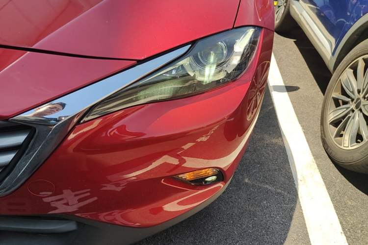 Used Mazda CX-4 2018 2.5L Automatic 4x4 Sky Blue Passion Tech Limited Edition Left Front Headlight