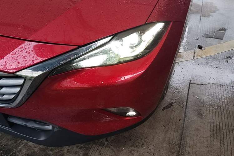 Used Mazda CX-4 2018 2.0L Automatic Two-Wheel Drive Blue Sky Premium Upgrade Version China V Standard Left Front Headlight