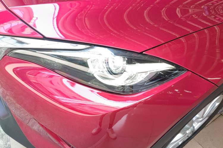 Used Mazda CX-4 2018 2.0L Automatic Two-Wheel Drive Blue Sky Dynamic Version China V Standard Left Front Headlight