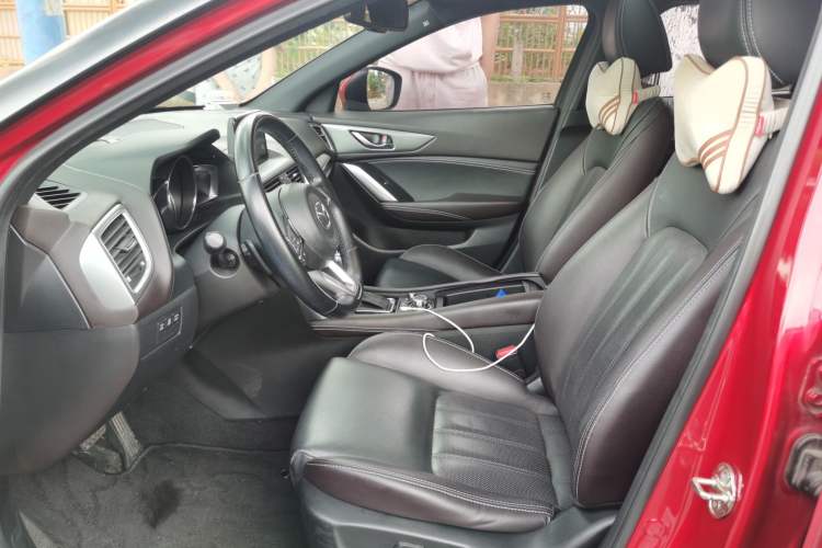 Used Mazda CX-4 2018 2.0L Automatic Two-Wheel Drive Blue Sky Leading Edition China V Standard Left Front Seat