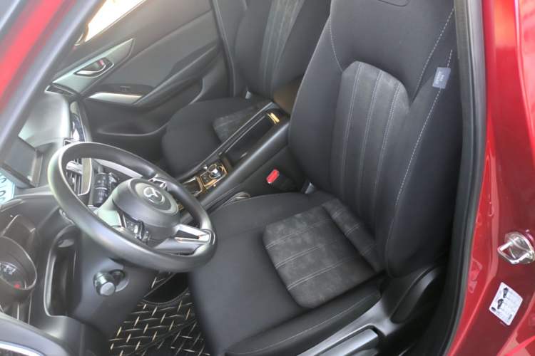 Used Mazda CX-4 2018 2.0L Automatic Two-Wheel Drive Blue Sky Exploration Version China V Standard Left Front Seat
