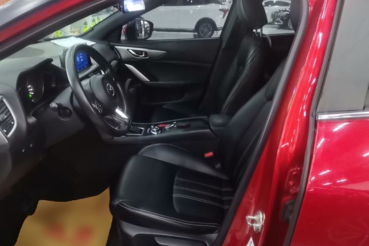 Used Mazda CX-4 2018 2.0L Automatic Two-Wheel Drive Blue Sky Dynamic Version China V Standard Left Front Seat