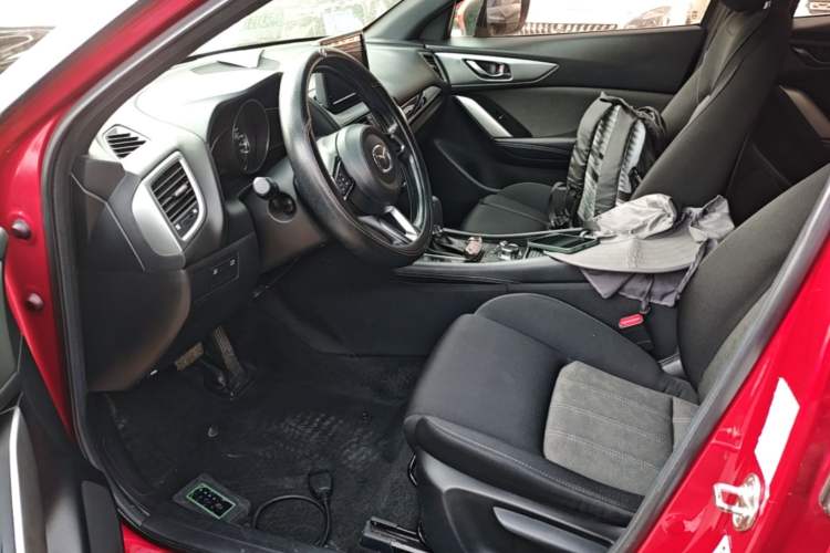 Used Mazda CX-4 2018 2.0L Automatic Two-Wheel Drive Blue Sky Dynamic Version China V Standard Left Front Seat