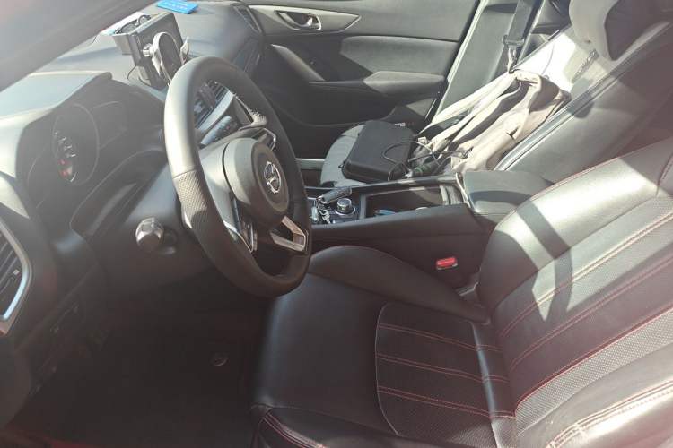 Used Mazda CX-4 2018 2.0L Automatic Two-Wheel Drive Blue Sky Exploration Version China V Standard Left Front Seat