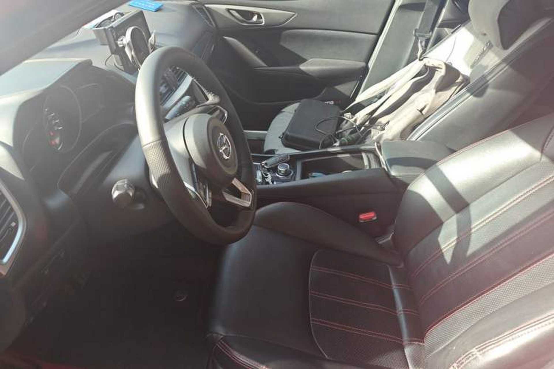 Used Mazda CX-4 2018 2.0L Automatic Two-Wheel Drive Blue Sky Exploration Version China V Standard Left Front Seat