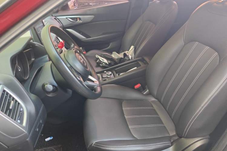 Used Mazda CX-4 2018 2.0L Automatic Two-Wheel Drive Blue Sky Dynamic Version China V Standard Left Front Seat