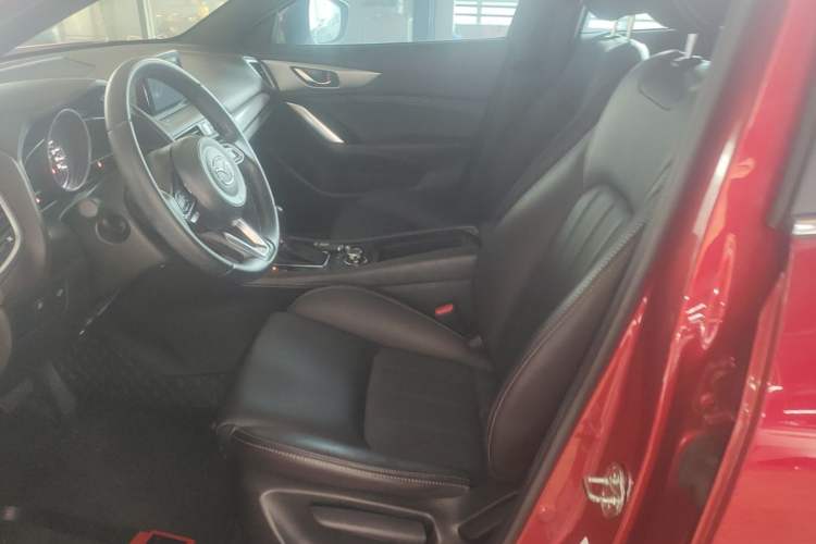 Used Mazda CX-4 2018 2.0L Automatic Two-Wheel Drive Blue Sky Premium Upgrade Version China VI Standard Left Front Seat