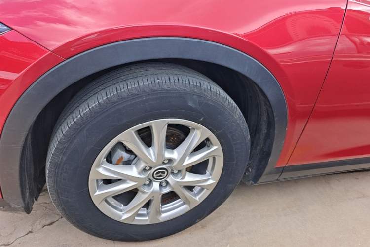 Used Mazda CX-4 2018 2.0L Automatic Two-Wheel Drive Blue Sky Dynamic Version China VI Standard Left Front Wheel Hub