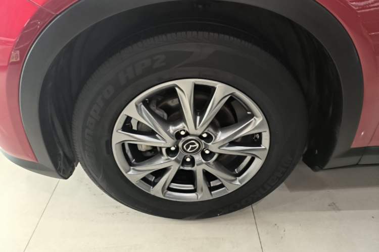 Used Mazda CX-4 2018 2.0L Automatic Two-Wheel Drive Blue Sky Premium Upgrade Version China V Standard Left Front Wheel Hub