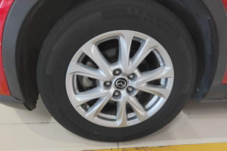 Used Mazda CX-4 2018 2.0L Automatic Two-Wheel Drive Blue Sky Dynamic Version China V Standard Left Front Wheel Hub