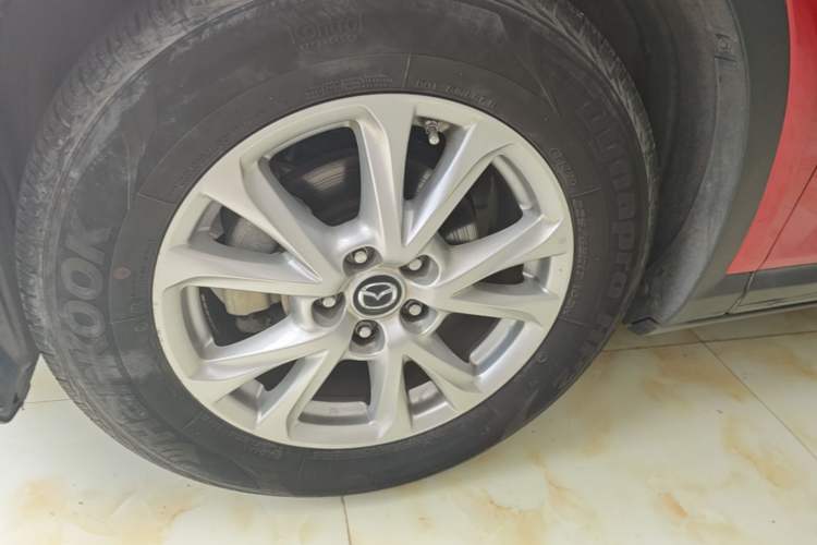 Used Mazda CX-4 2018 2.0L Automatic Two-Wheel Drive Blue Sky Dynamic Version China V Standard Left Front Wheel Hub