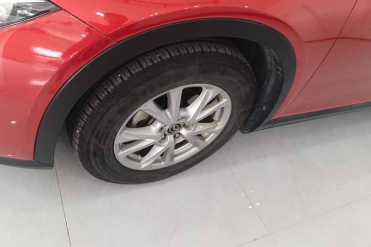 Used Mazda CX-4 2018 2.0L Automatic Two-Wheel Drive Blue Sky Dynamic Version China VI Standard Left Front Wheel Hub