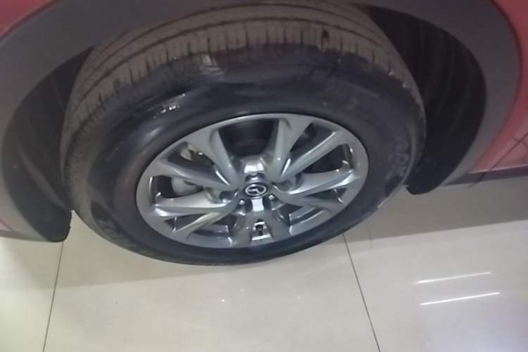Used Mazda CX-4 2018 2.0L Automatic Two-Wheel Drive Blue Sky Premium Upgrade Version China VI Standard Left Front Wheel Hub