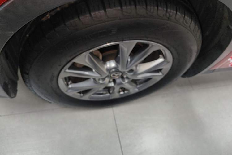 Used Mazda CX-4 2018 2.0L Automatic Two-Wheel Drive Blue Sky Premium Upgrade Version China V Standard Left Front Wheel Hub