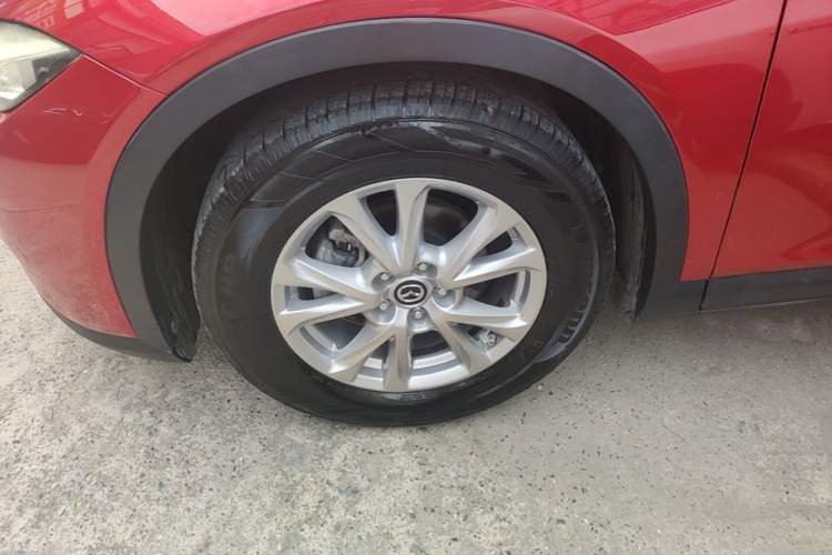 Used Mazda CX-4 2018 2.0L Automatic Two-Wheel Drive Blue Sky Dynamic Version China V Standard Left Front Wheel Hub